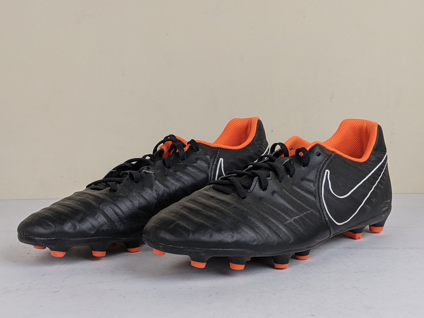 Nike Tiempo Legend 7 Club FG 'Black/Orange' (Slightly Damaged)