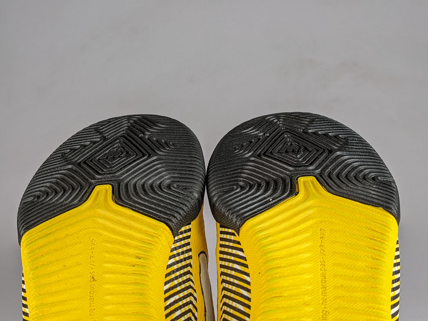 Nike VaporX 12 Academy NJR IC 'Yellow/Black