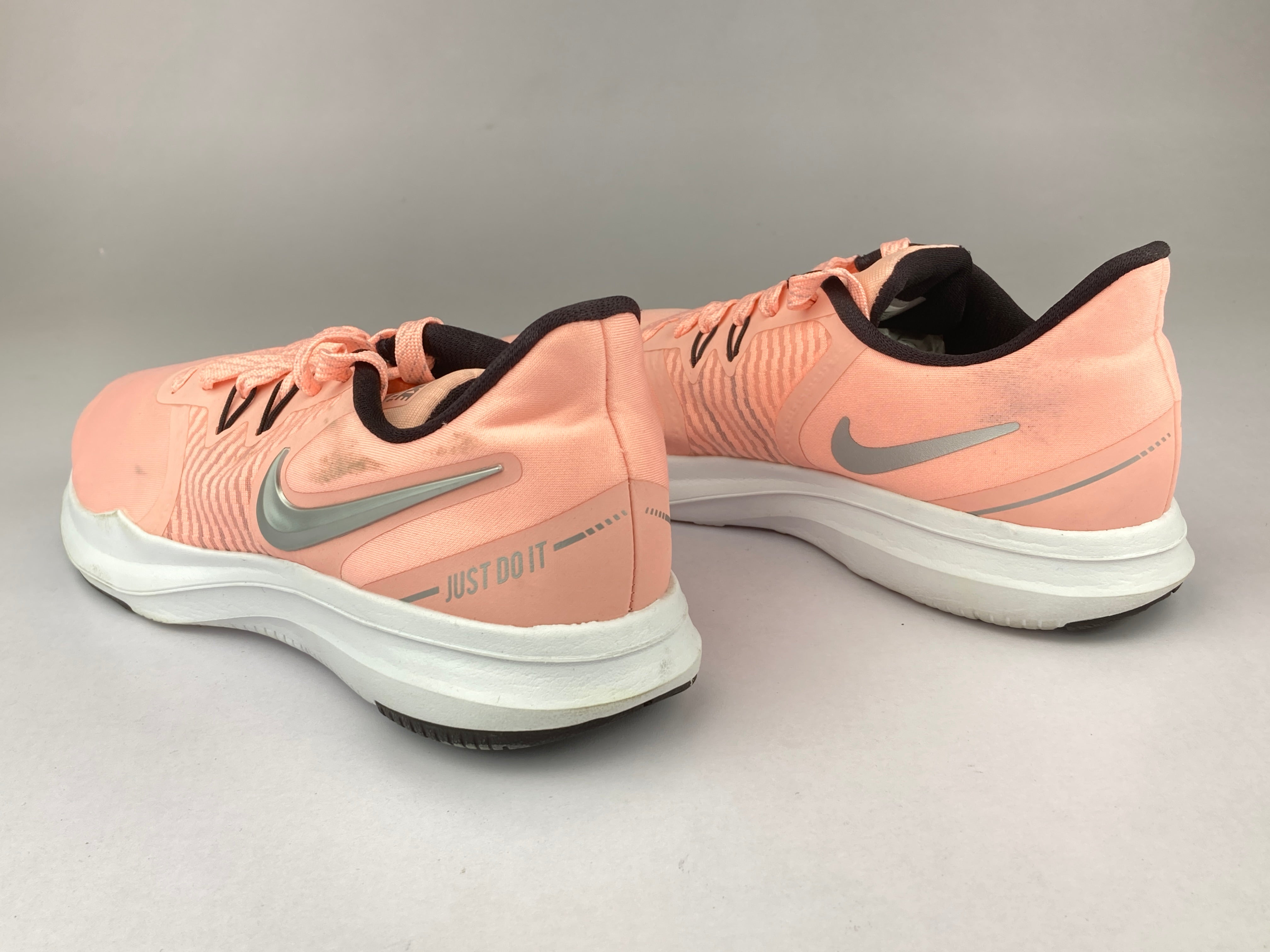 Nike free tr 8 clearance pink